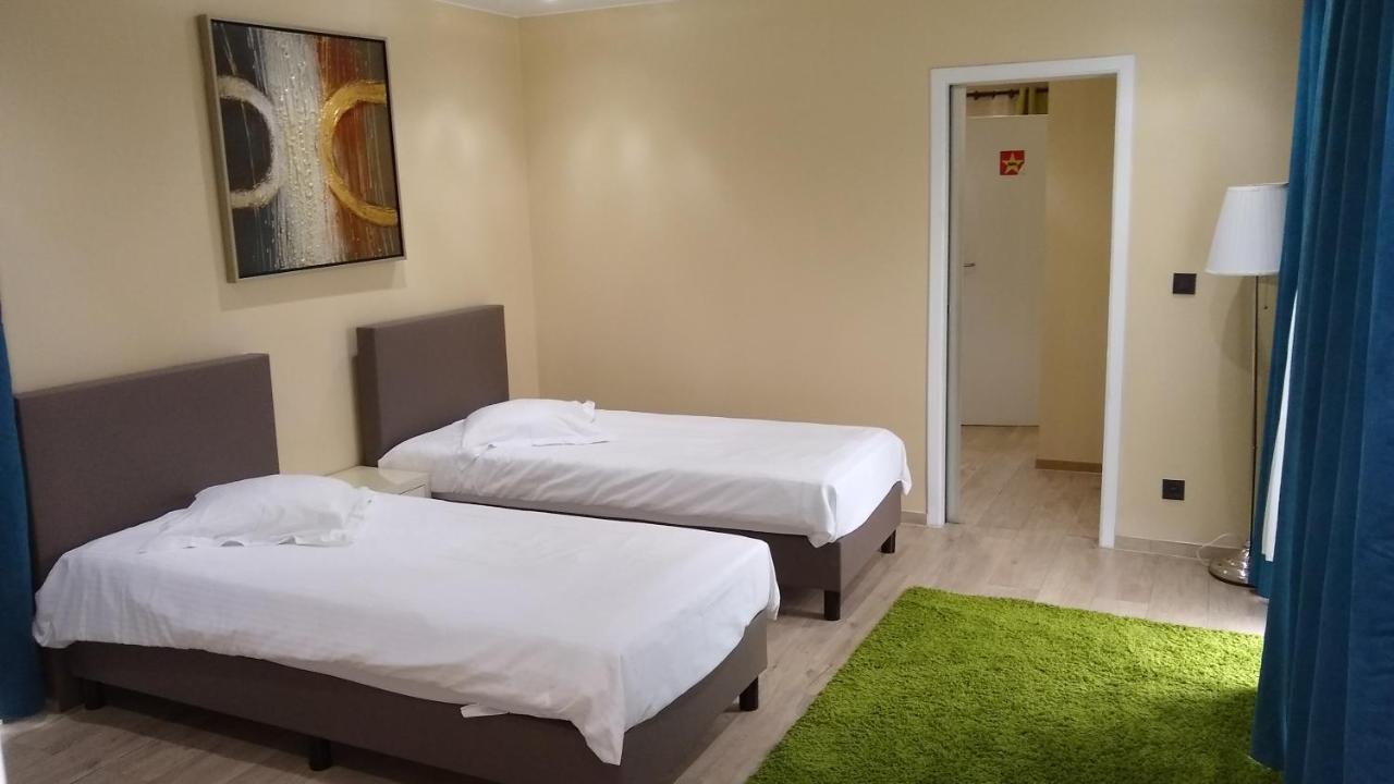 Hotel Phenix Dilbeek Kültér fotó